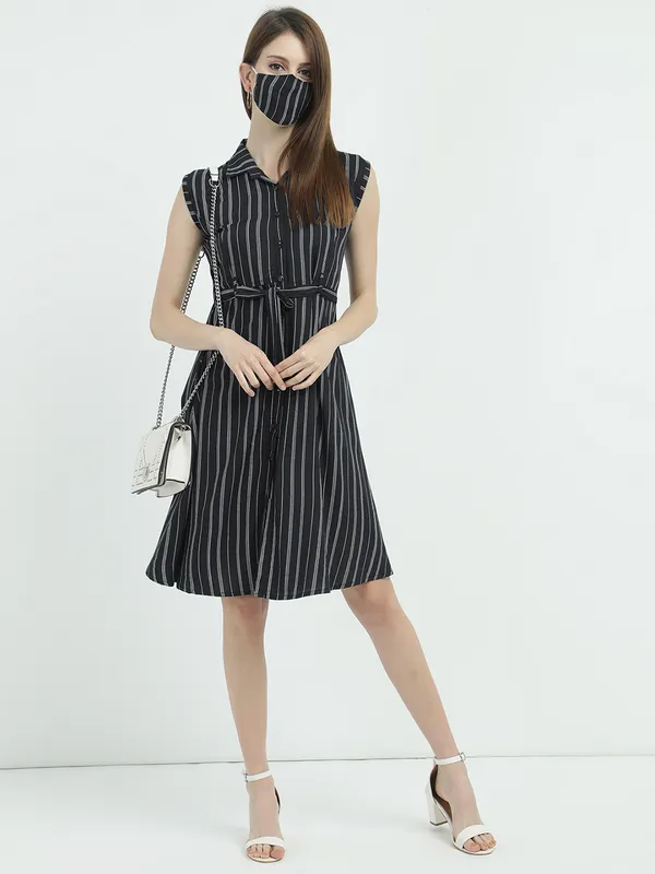 Women Half Sleeve Mid Frock (Black)