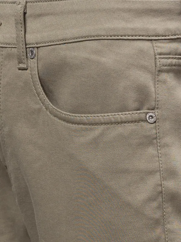 Being Human Men Cropped Fit Denim-Pista