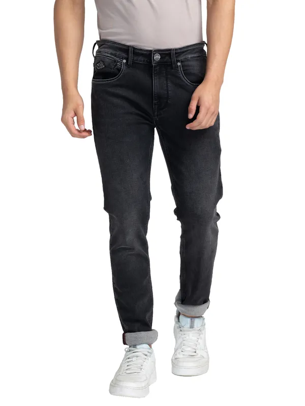 Being Human Men Skinny Fit Denim-Black Tone