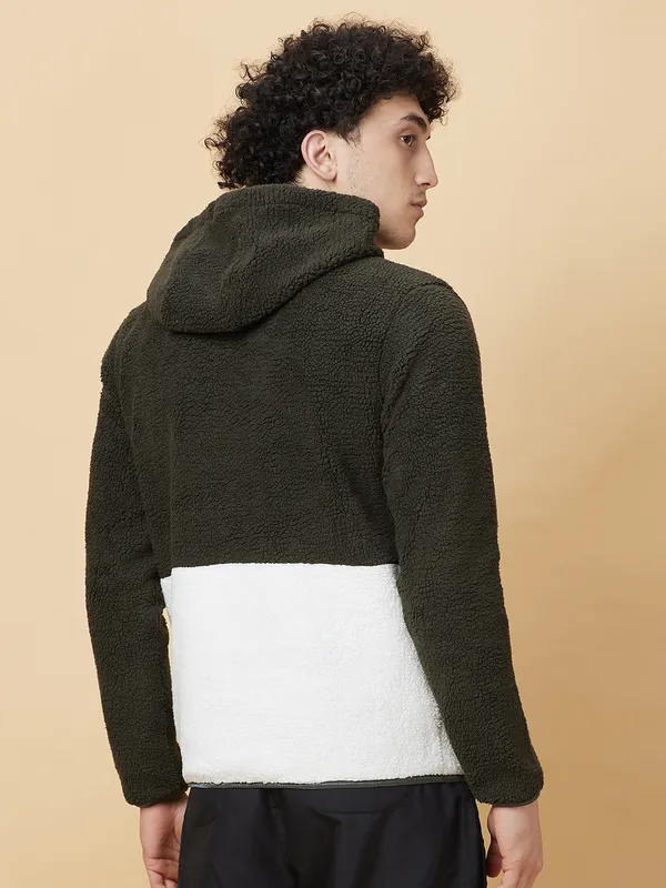 Being Human Mens-Top Hoody Olive & Ecru