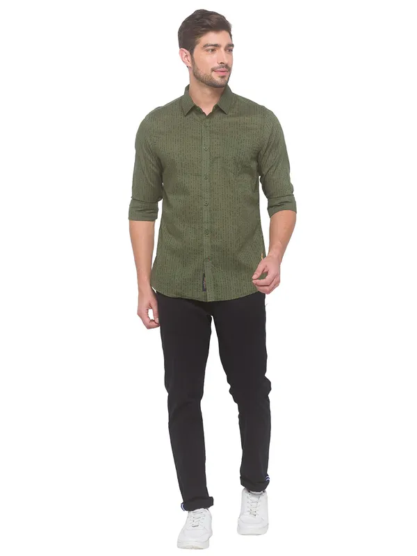 Being Human Clothing Men Slim Fit Collared Shirts-Green