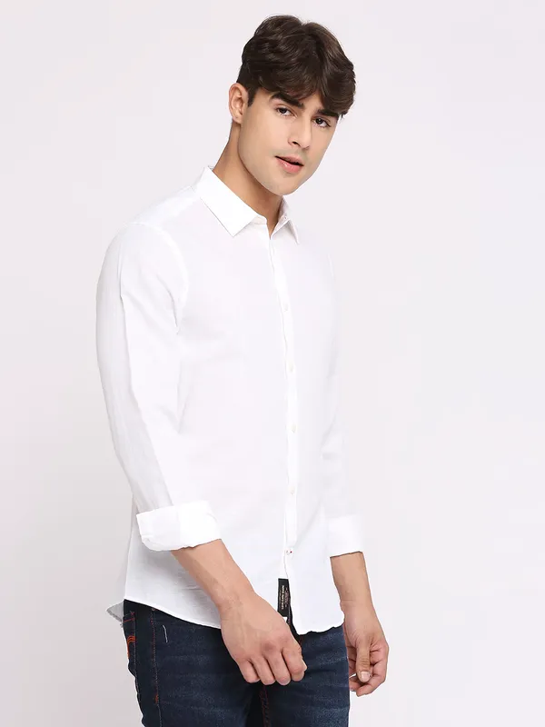 Being Human Men Slim Fit Shirts-White