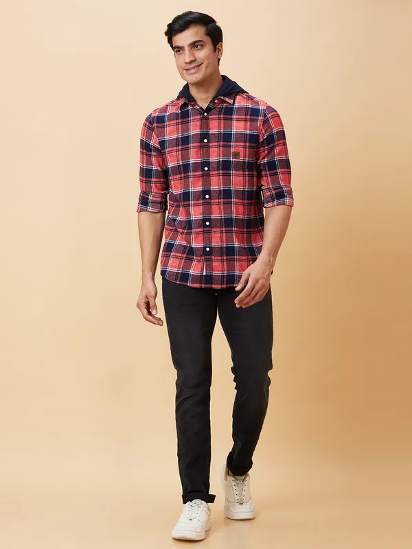 Being Human Men Slim Fit Shirts-Navy And Red