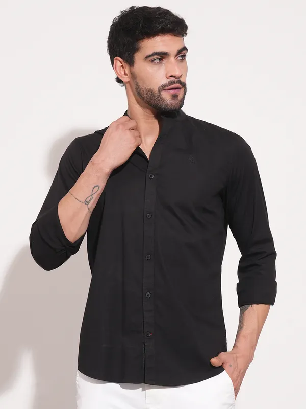 Being Human Men Slim Fit Shirts-Black