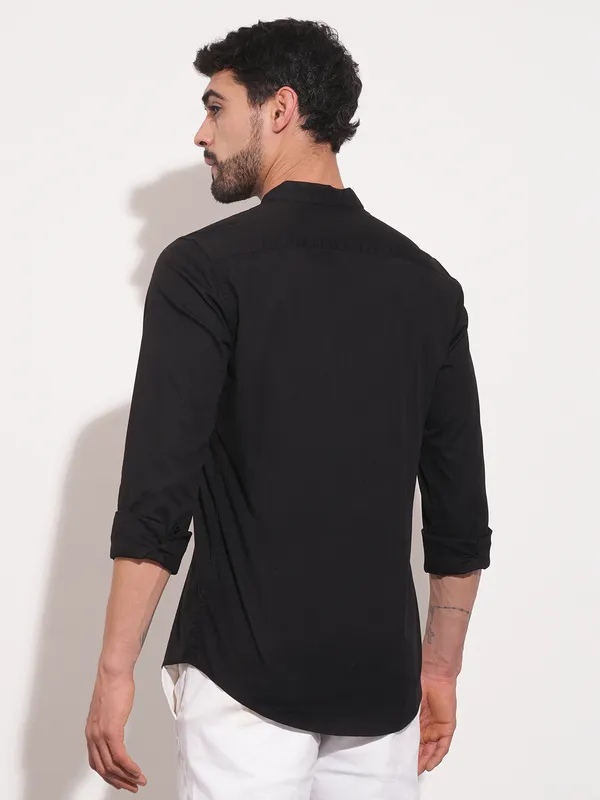 Being Human Men Slim Fit Shirts-Black