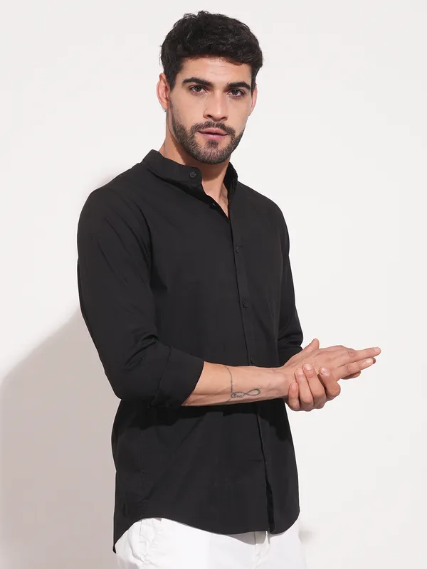 Being Human Men Slim Fit Shirts-Black