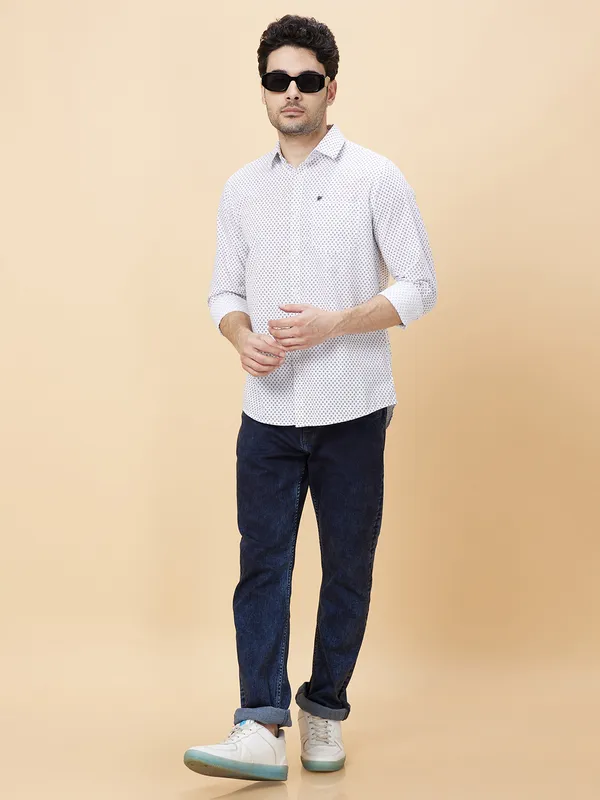 Being Human Clothing Men Slim Fit Shirts-Navy/White
