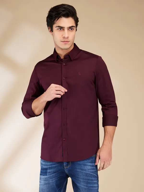Being Human Clothing Men Red Solid Spread Collar Shirt