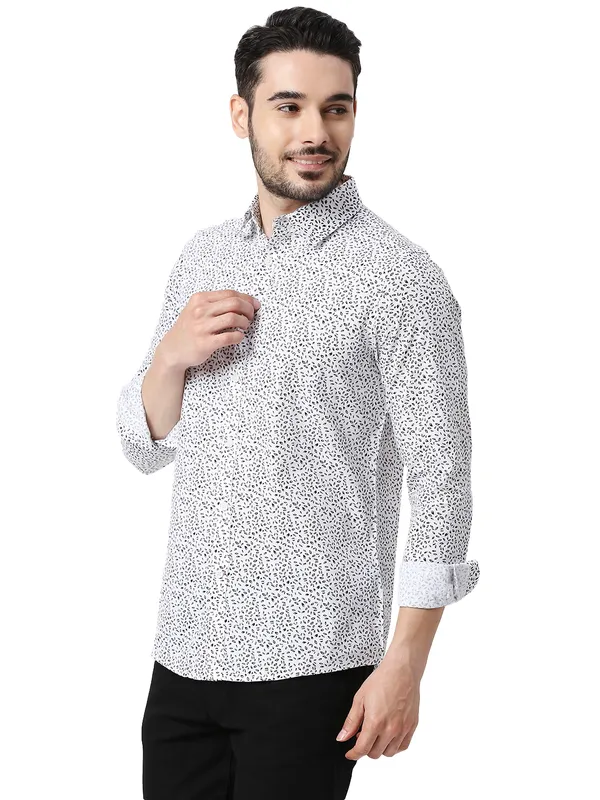 Being Human Slim Fit Men Collared Shirts-White