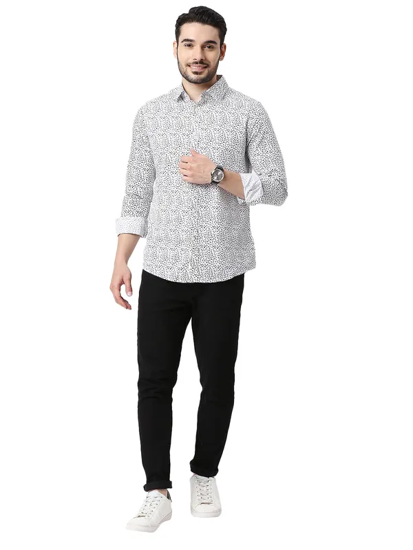 Being Human Slim Fit Men Collared Shirts-White