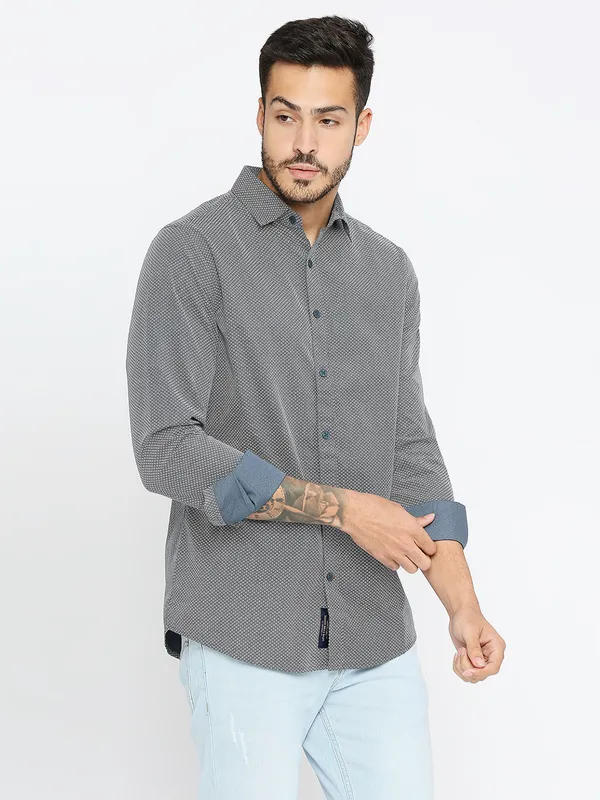 Being Human Men Slim Fit Shirts-Grey