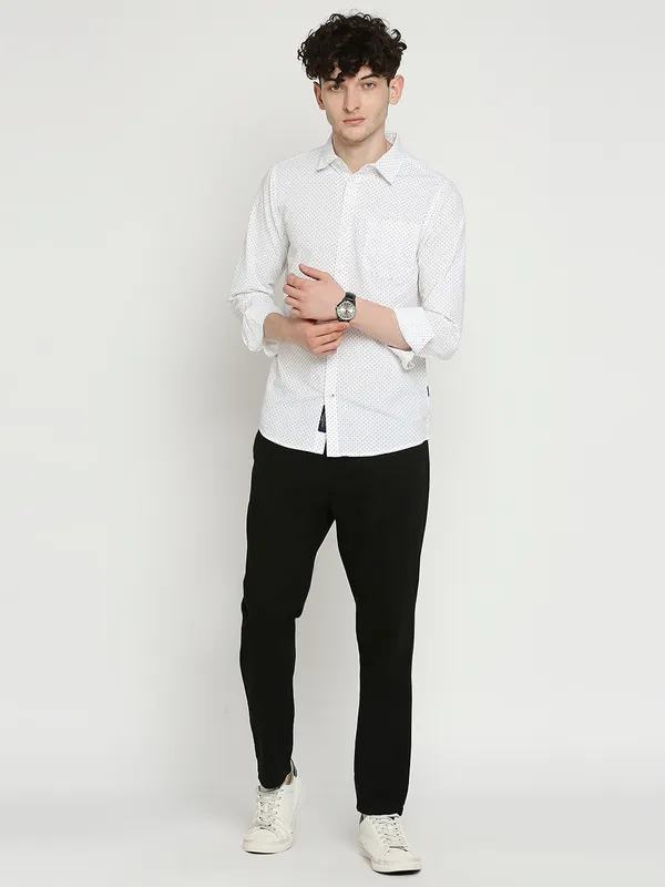 Being Human Men Slim Fit Shirts-White