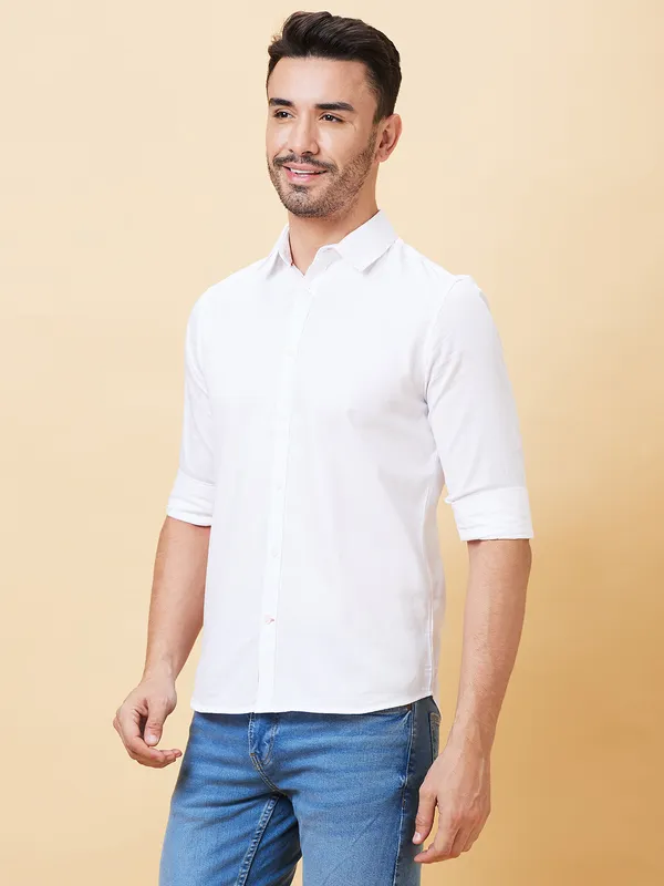 Being Human Men Slim Fit Shirts-White