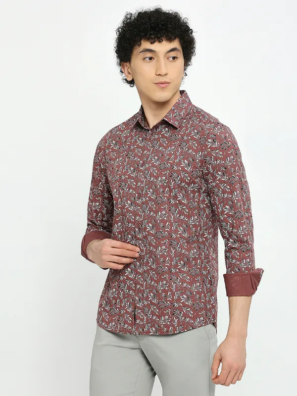 Being Human Men Slim Fit Shirts-Light Maroon