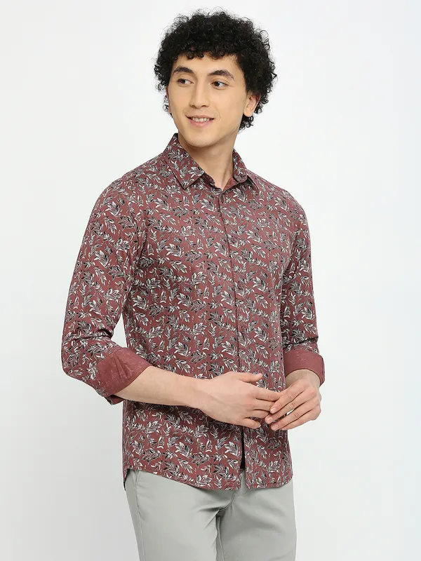 Being Human Men Slim Fit Shirts-Light Maroon