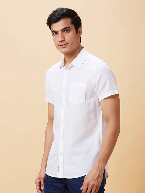 Being Human Men Slim Fit Shirts-White