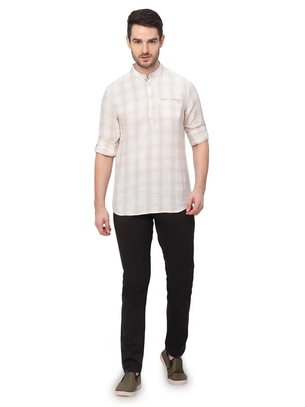 Being Human Men Slim Fit Chino-Black
