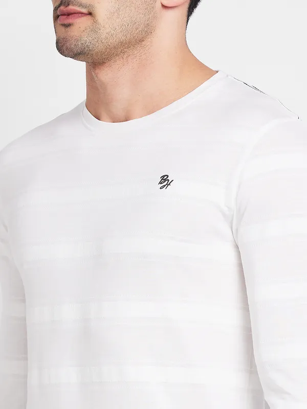 Being Human Clothing Men Regular Fit Crew Neck T-Shirts-White