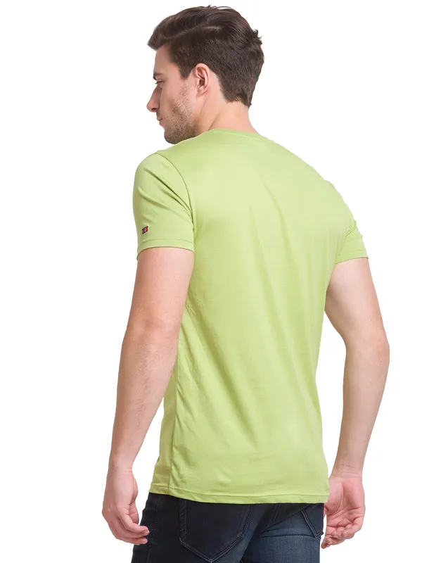 Being Human Clothing Men Regular Fit Crew Neck T-Shirts-Apple Green