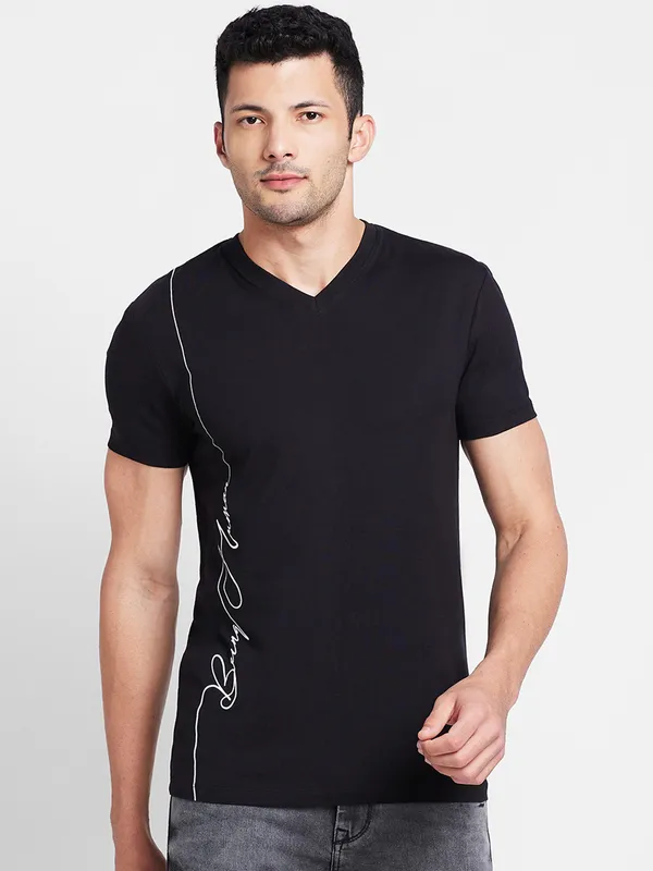 Being Human Clothing Men  T-Shirts-Black