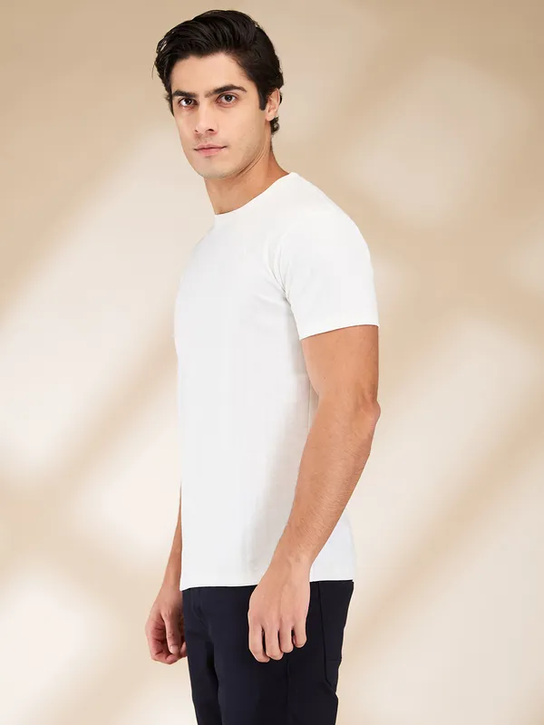 Being Human Clothing Men White Solid Crew Neck T-Shirt