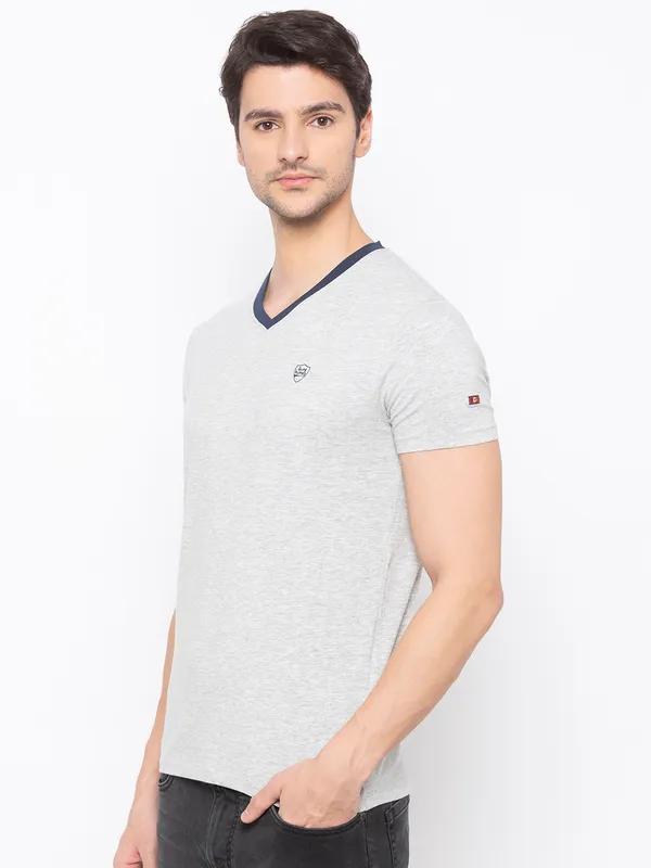 Being Human Regular Fit Men V-Neck T-Shirts-Grey Mel