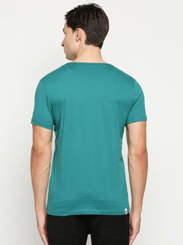 Being Human Regular Fit Men Crew Neck T-Shirts-Bottel Green