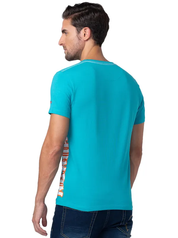 Being Human Clothing Men Regular Fit V-Neck T-Shirts-Viridian Green