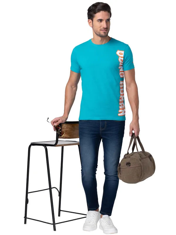Being Human Clothing Men Regular Fit V-Neck T-Shirts-Viridian Green