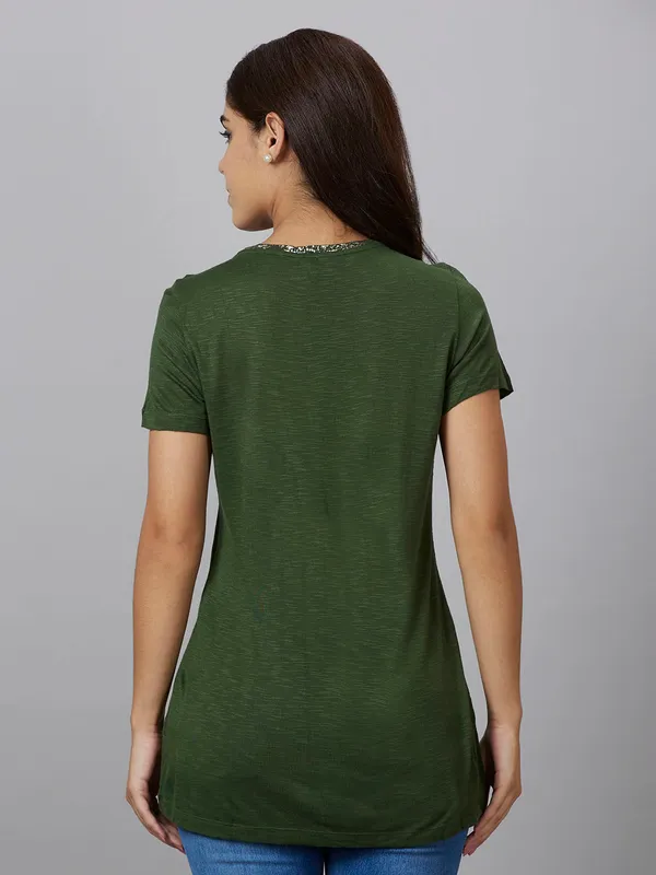 Being Human Clothing Women Regular Fit Round Neck T-Shirts-Green