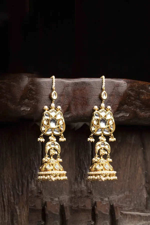 White Pearls & Kundan Jhumki Earrings