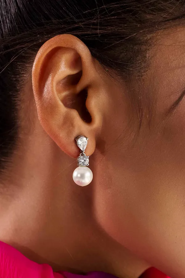 Twin Pearl Earrings