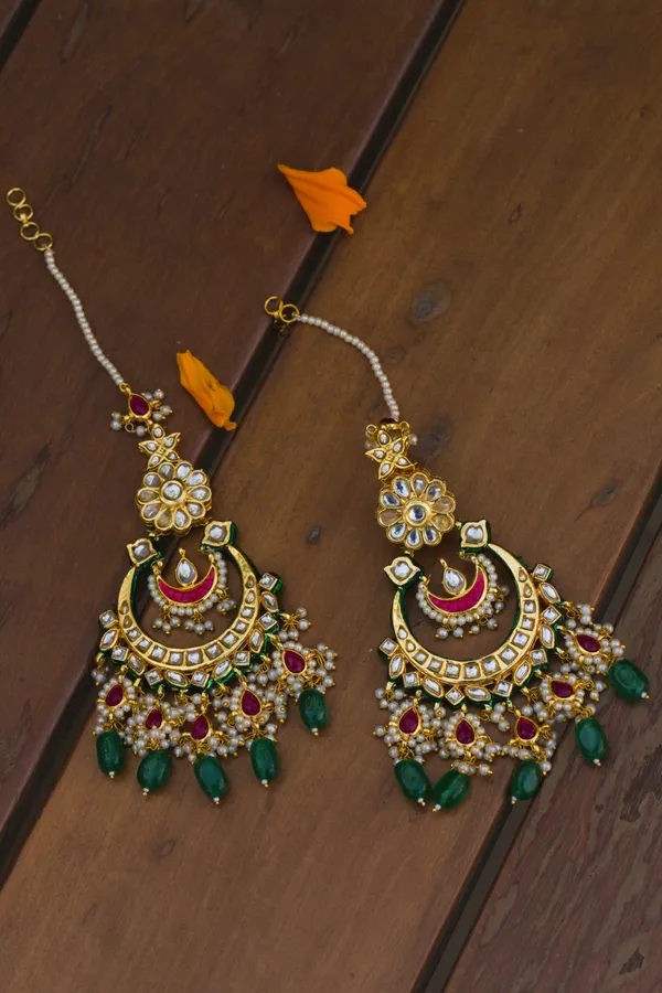 Red Biya With Pearl & Emeralds Kundan Chandbali