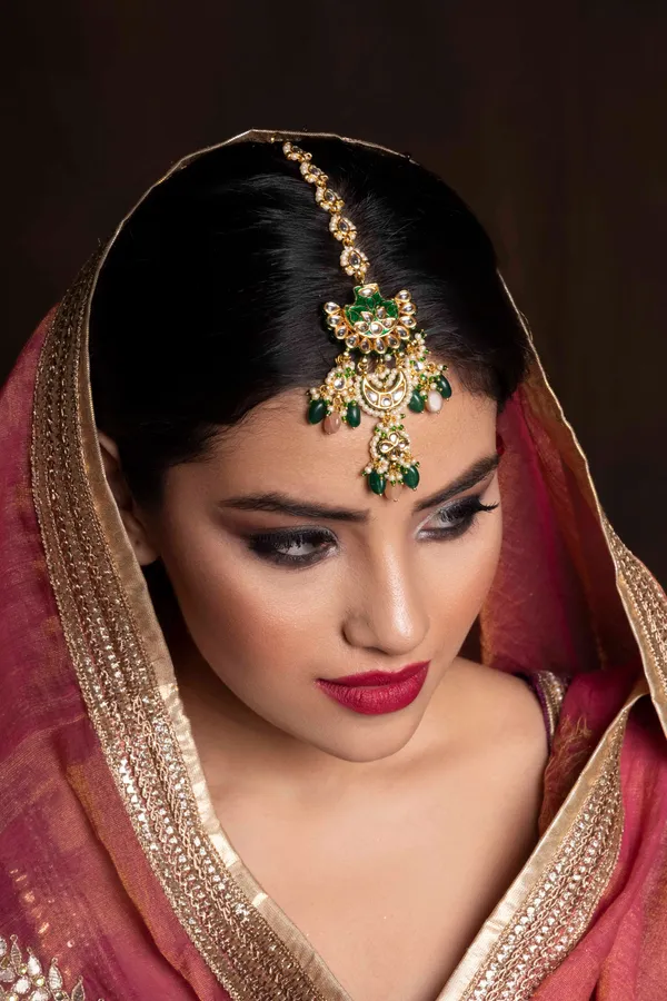 Green Meenakari With Pearl Kundan Maang Tikka