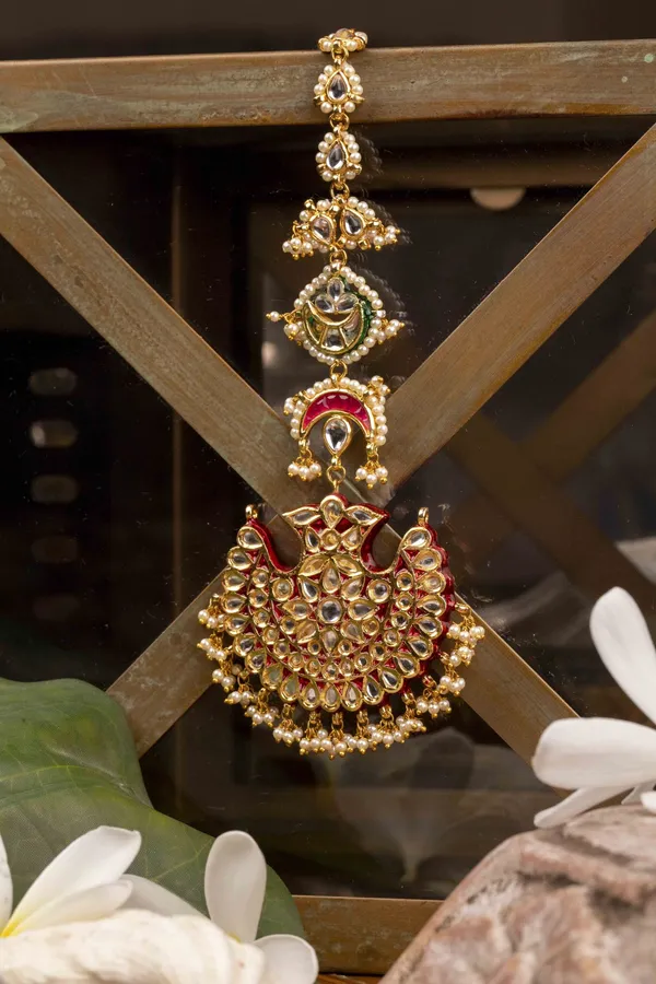 Red Meenakari Pearl & Kundan Maang Tikka
