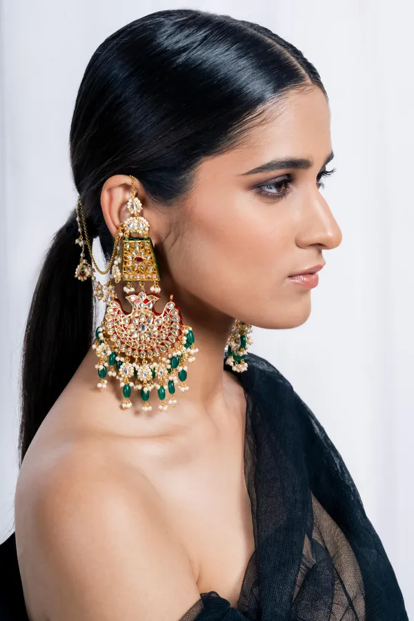 Red Emeralds Jodha Kundan Earrings with Saharas