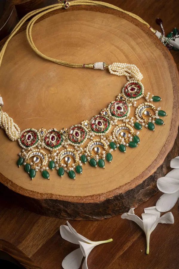 Graceful Red Meenakari and Emeraldss Choker