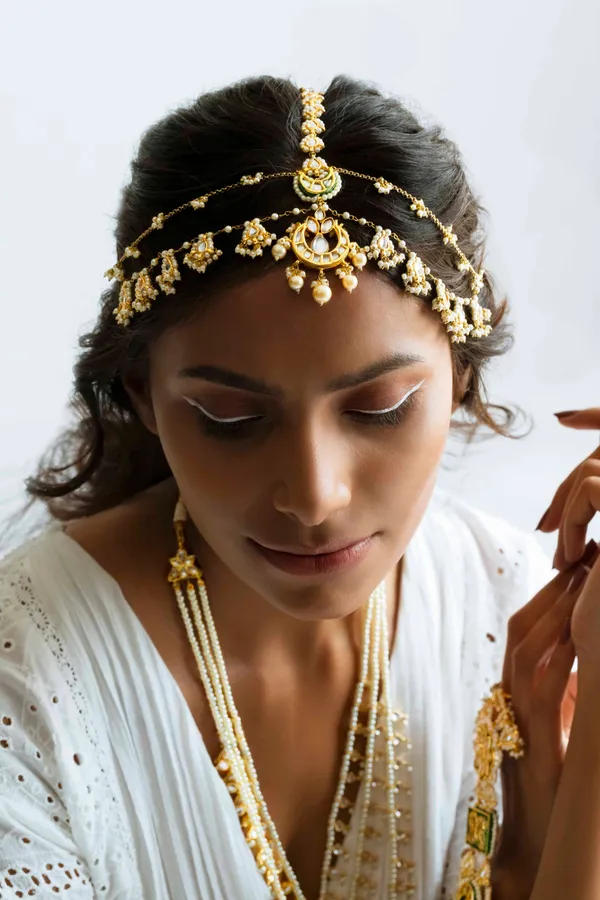 Pearls & Biya Dual String Kundan Matha Patti