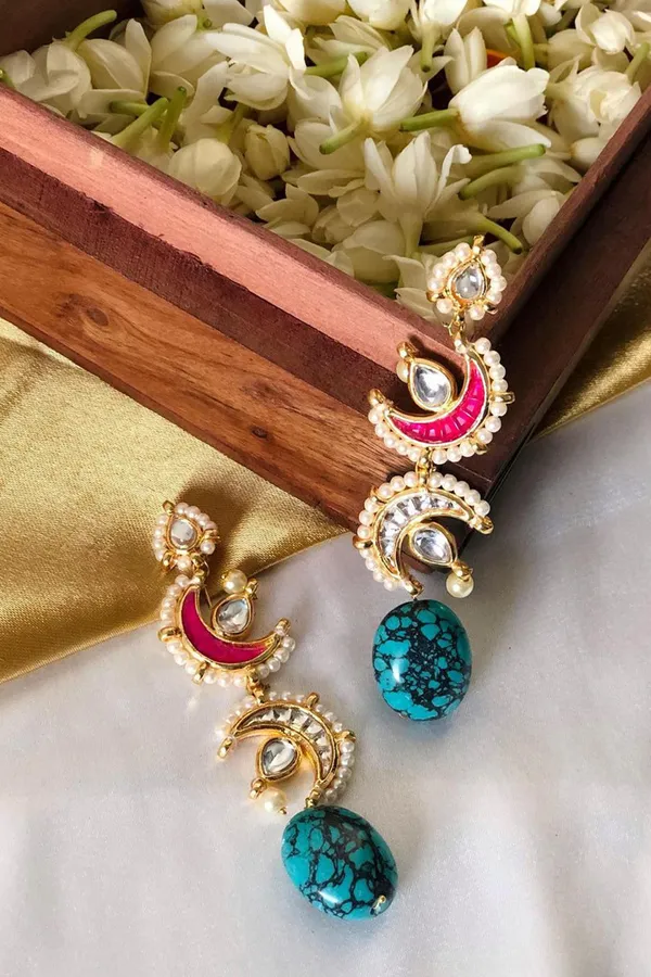 Red Chand Feroza Swing Dangler Earrings