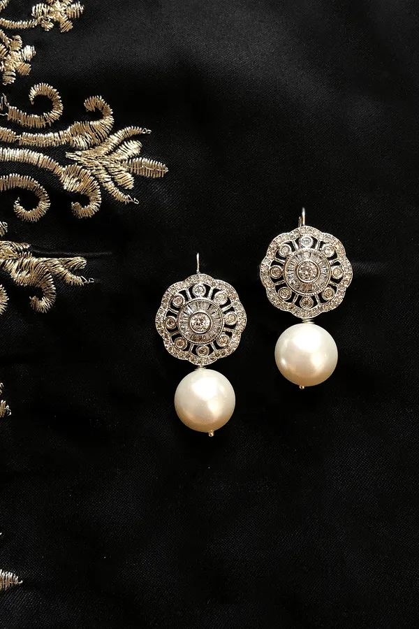 Flower Zirconia White Pearl Earrings
