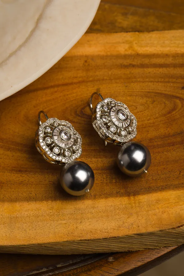 Flower Zirconia White Grey Earrings