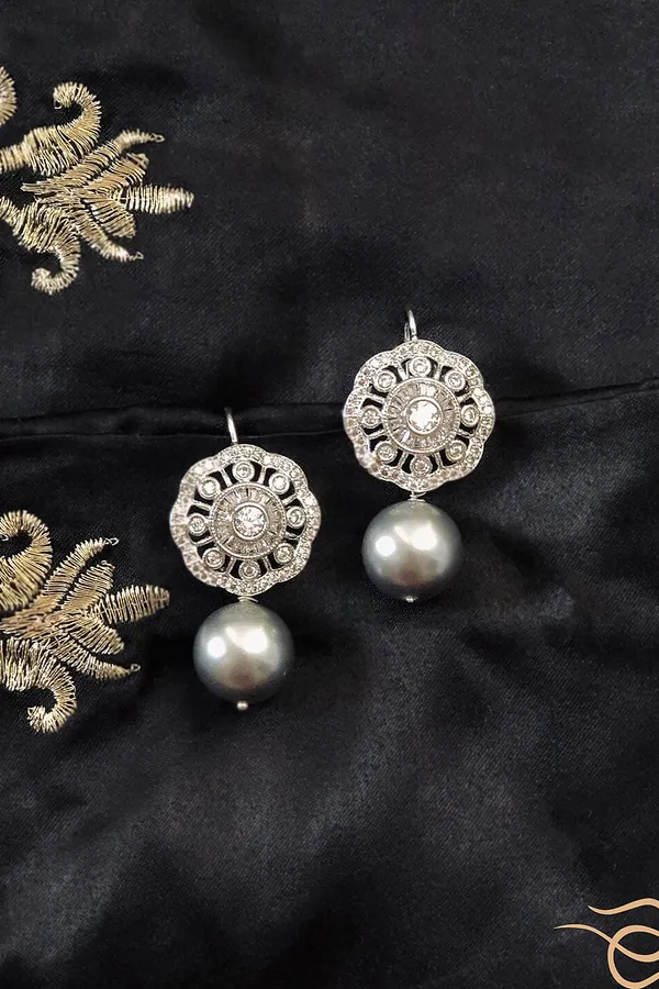 Flower Zirconia White Grey Earrings