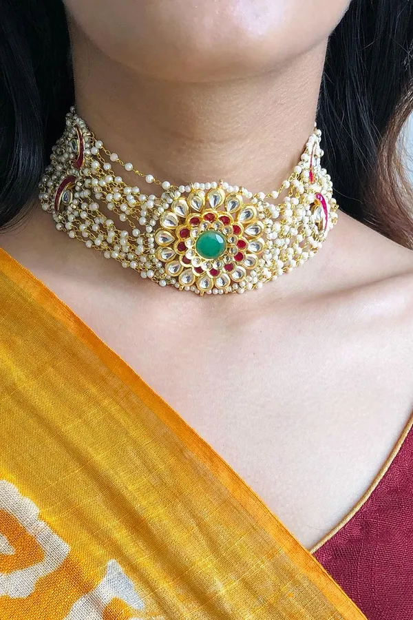 Red Green Kundan Flower Choker