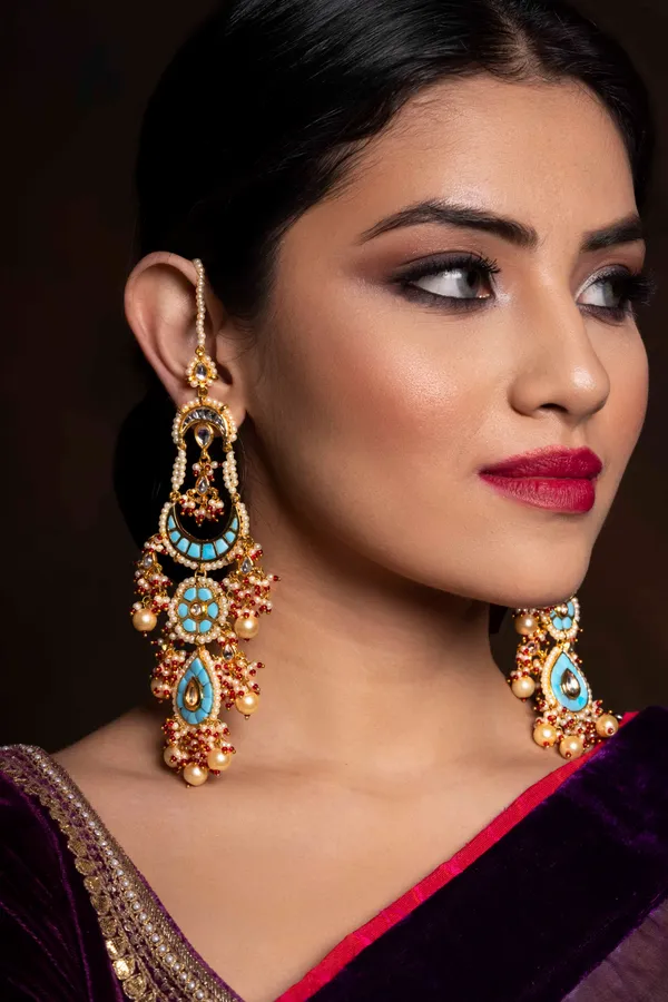 Statement Feroza Chand Drop Danglers