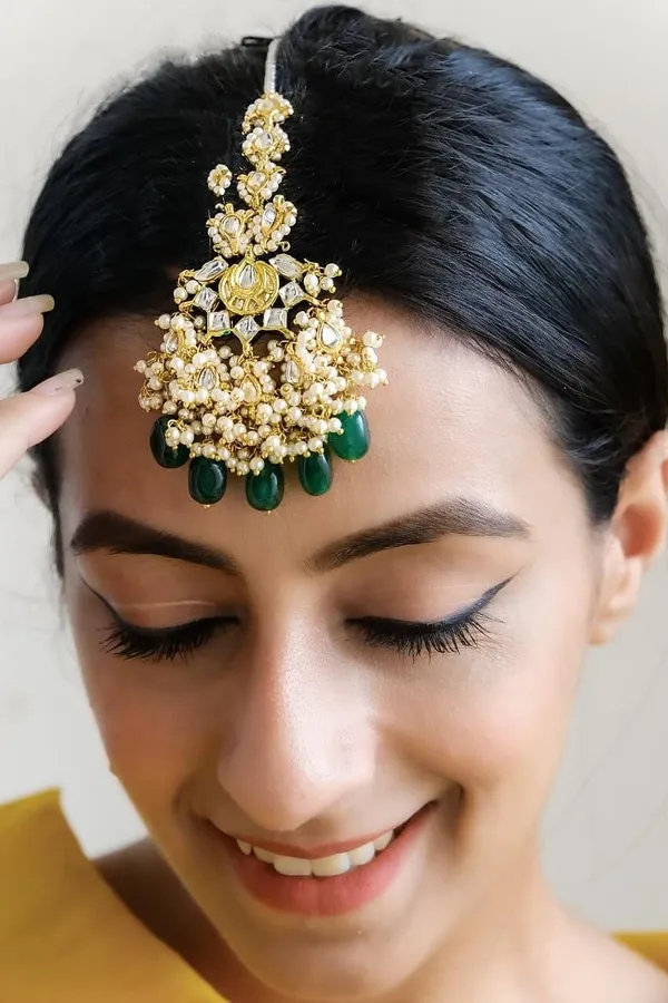 Kundan Green Edges Tikka