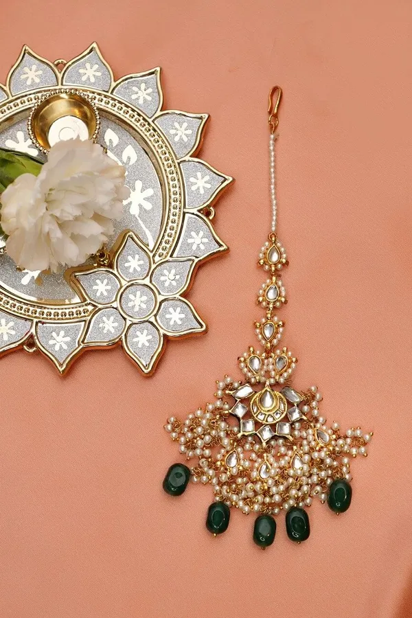 Kundan Green Edges Tikka