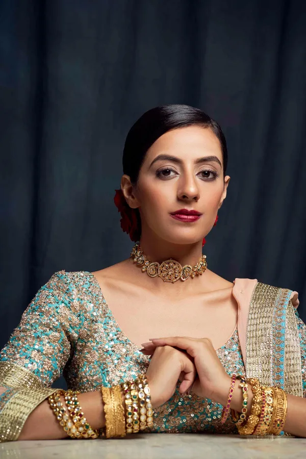 Asymmetric Kundan Choker Necklace