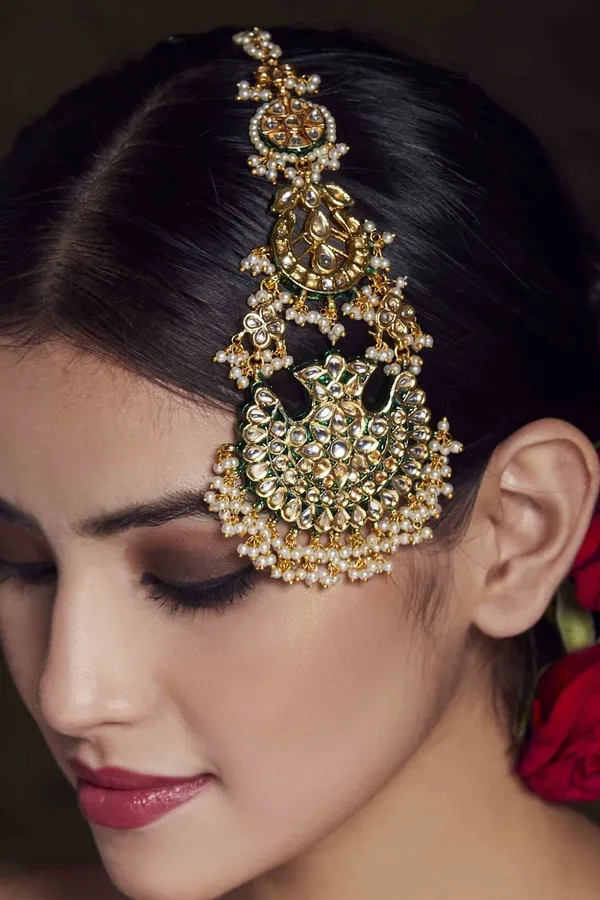 Statement Kundan Green Meena Tikka