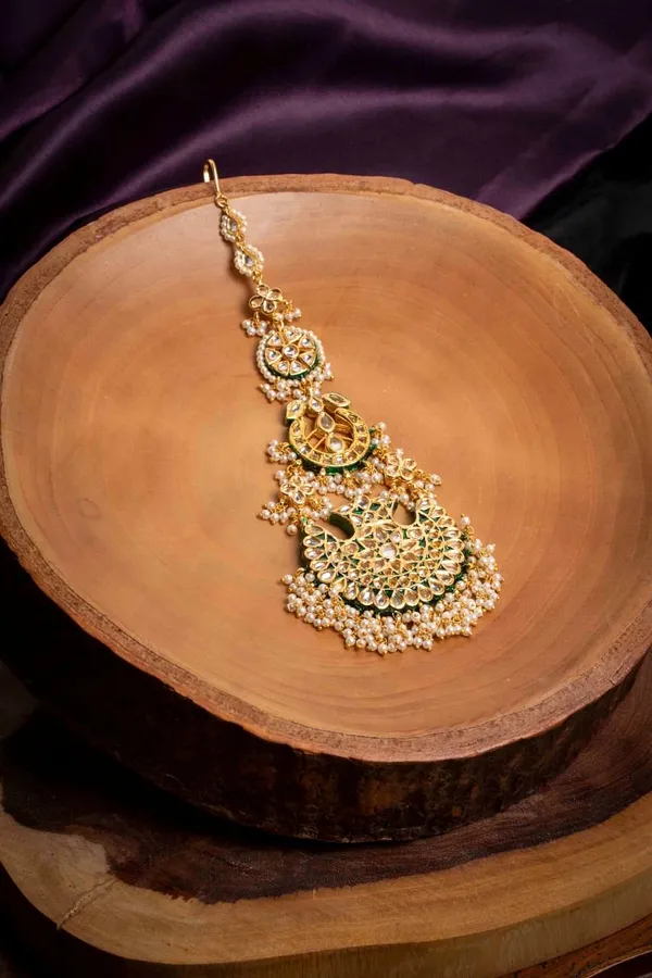 Statement Kundan Green Meena Tikka