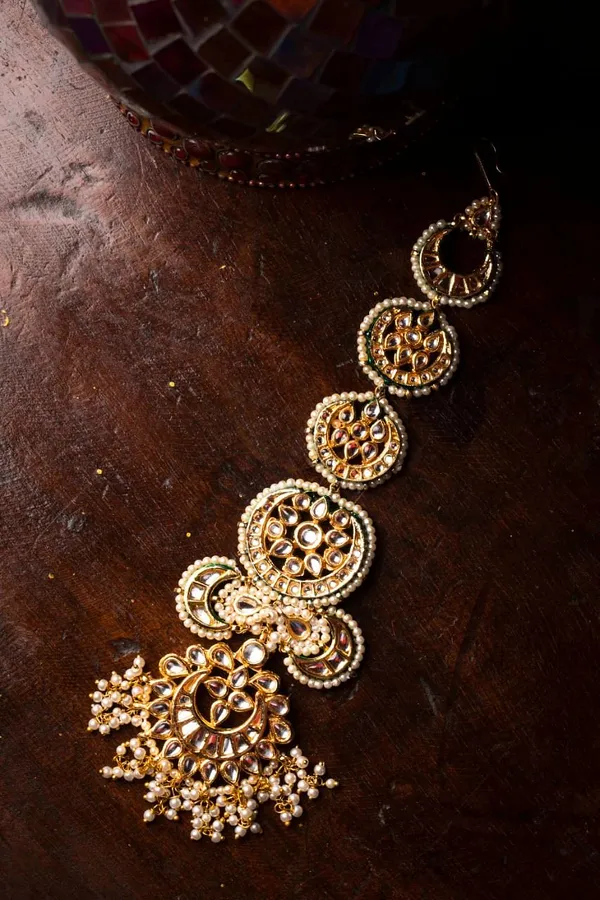 Layered Kundan Tikka